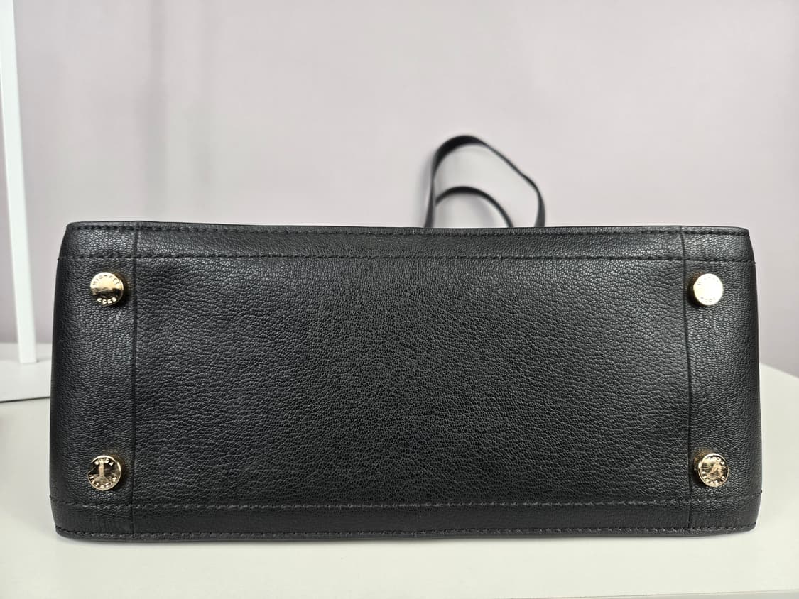 마이클코어스 실비아 미디움 레더 토트백 숄더백 가방 블랙 상품이미지7