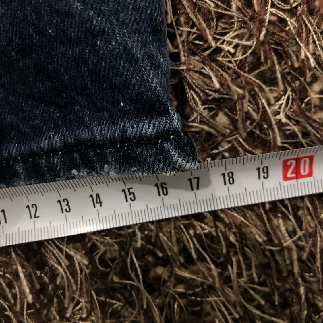 38 트루릴리전 워싱 패치 디테일 데님 팬츠 상품이미지9