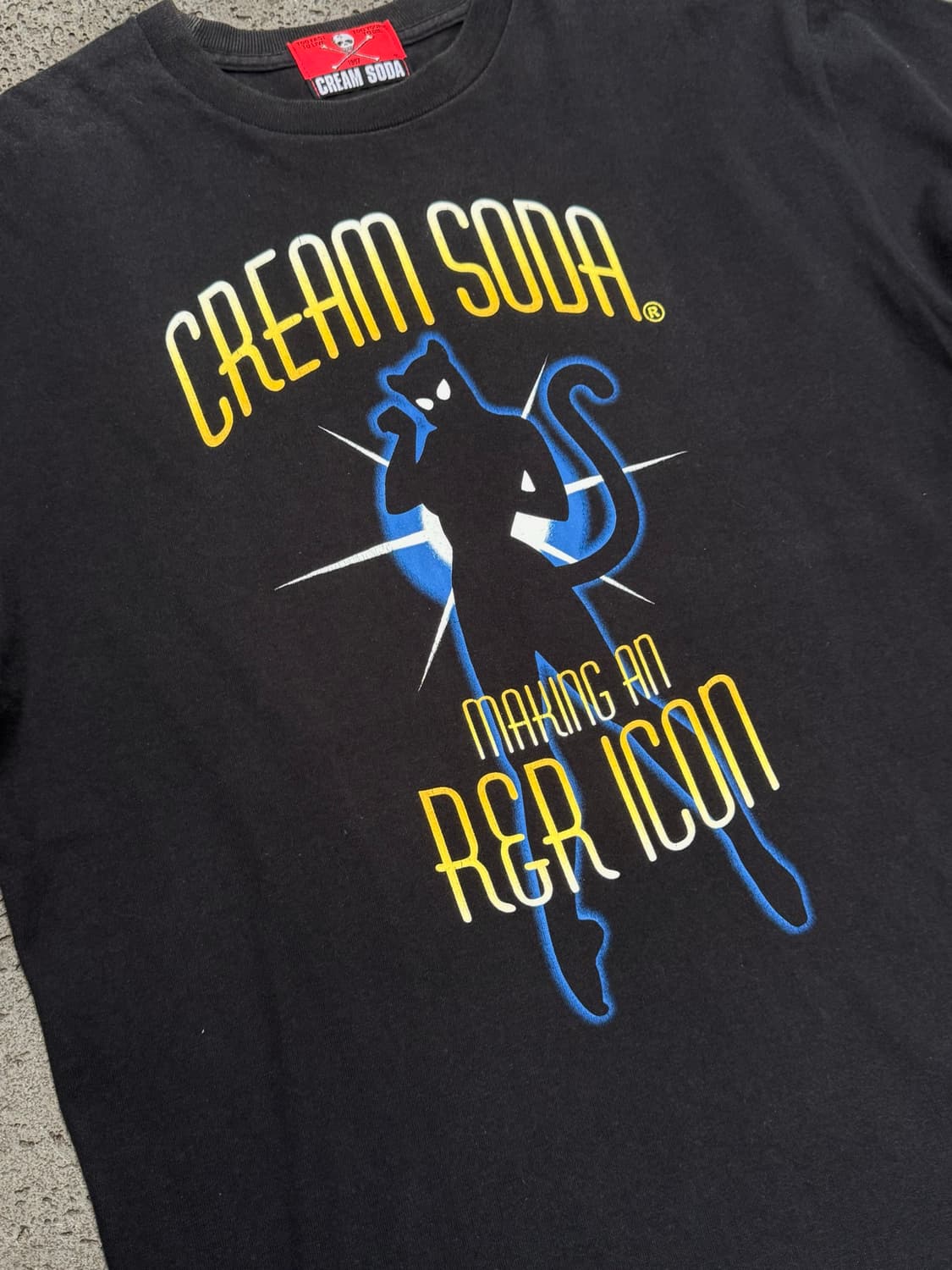 CREAM SODA – Black T-Shirt 상품이미지3
