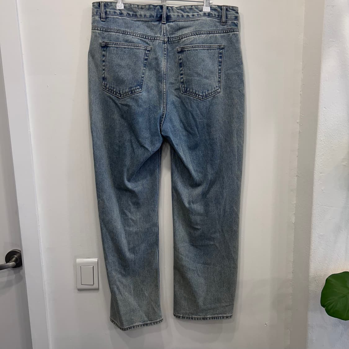 무신사스탠다드 와이드핏 샌드워싱 데님팬츠 상품이미지5