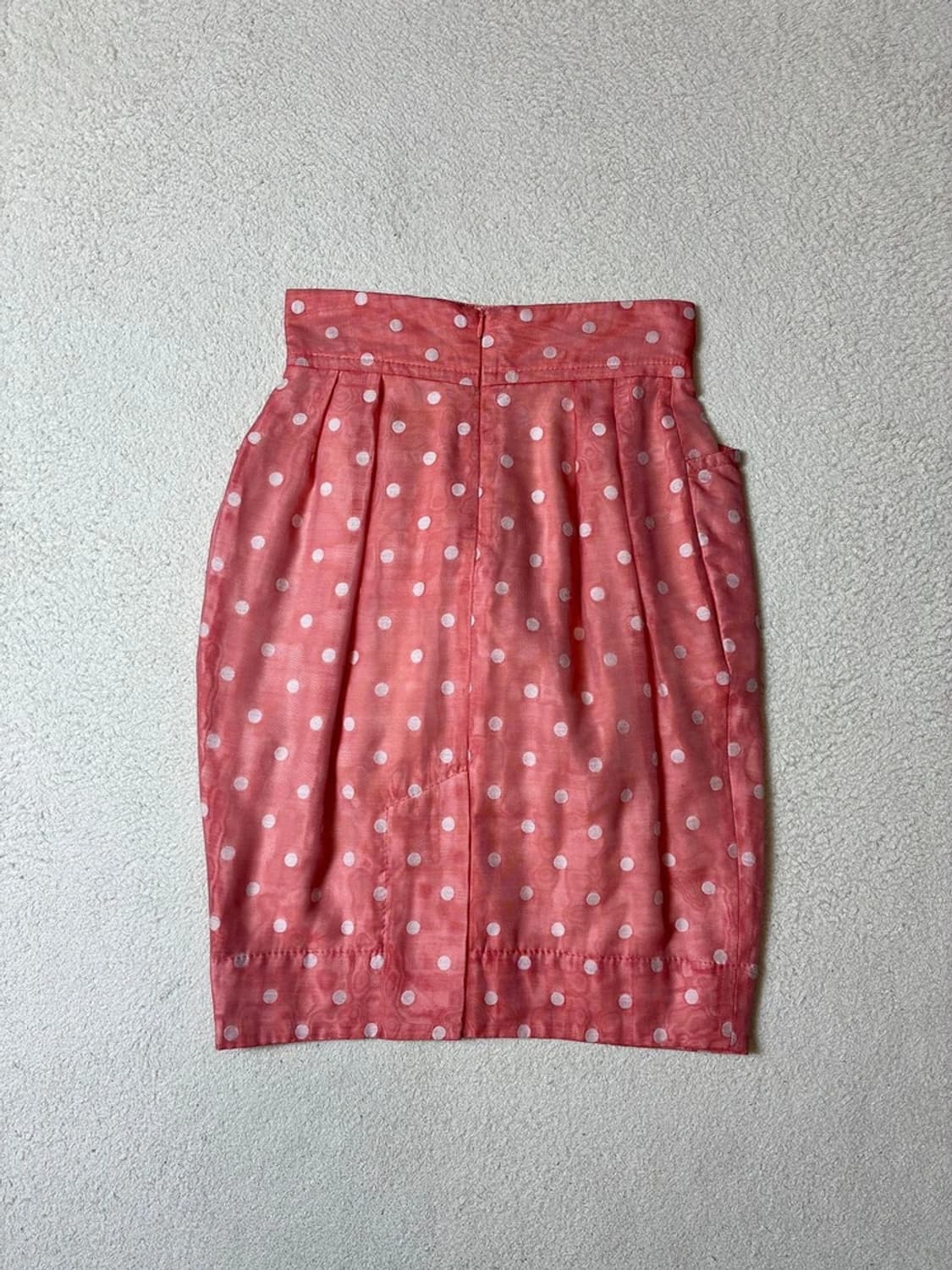 비비안웨스트우드 튤립 00's 도트 미디 스커트 PN7553 상품이미지4