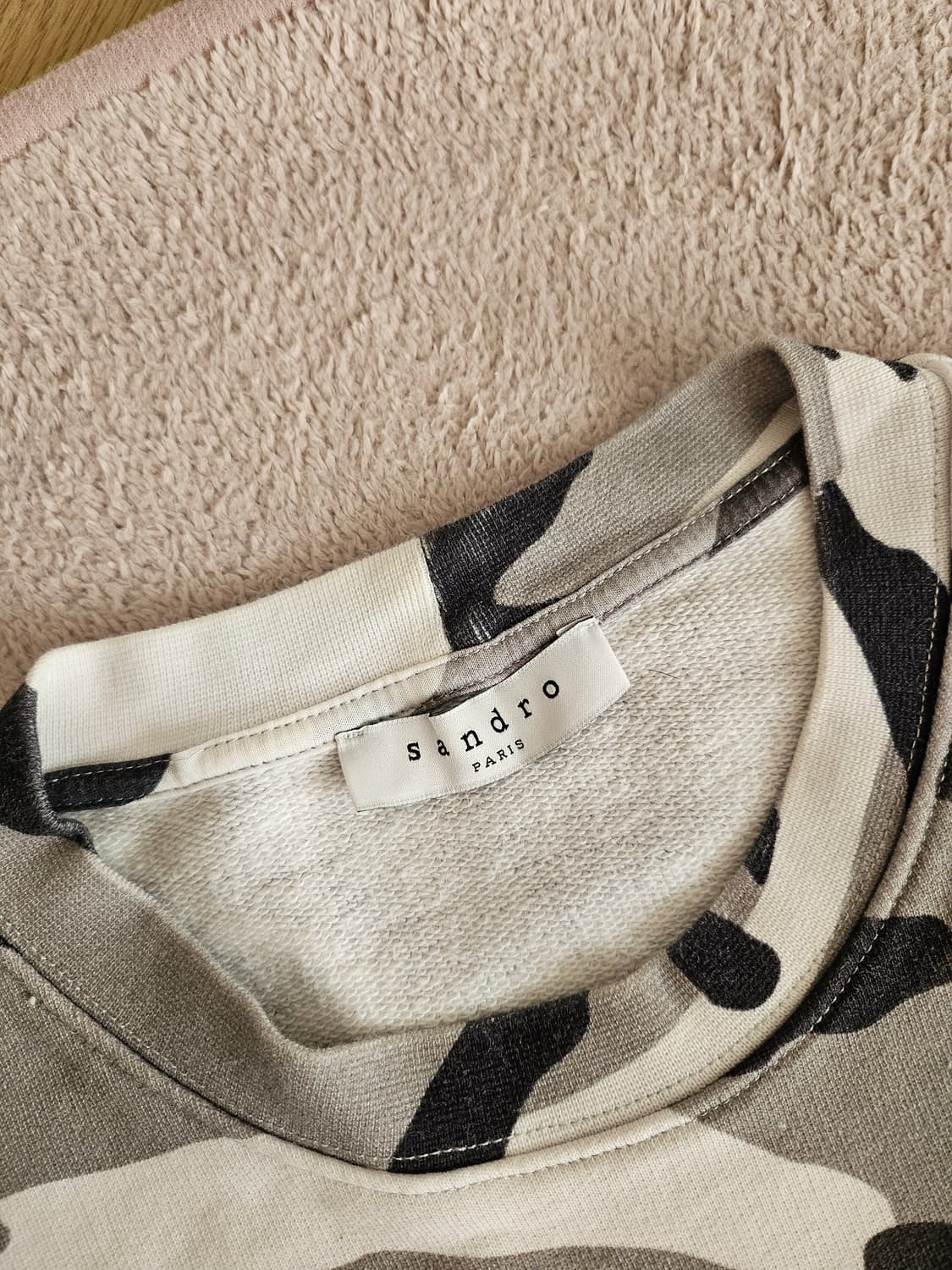 산드로옴므 카모플라쥬 맨투맨 상품이미지2