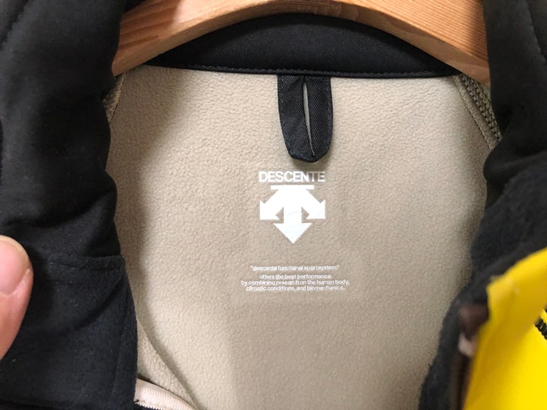 데상트 스위스스키팀 스키미들러자켓 L(100) 상품이미지5