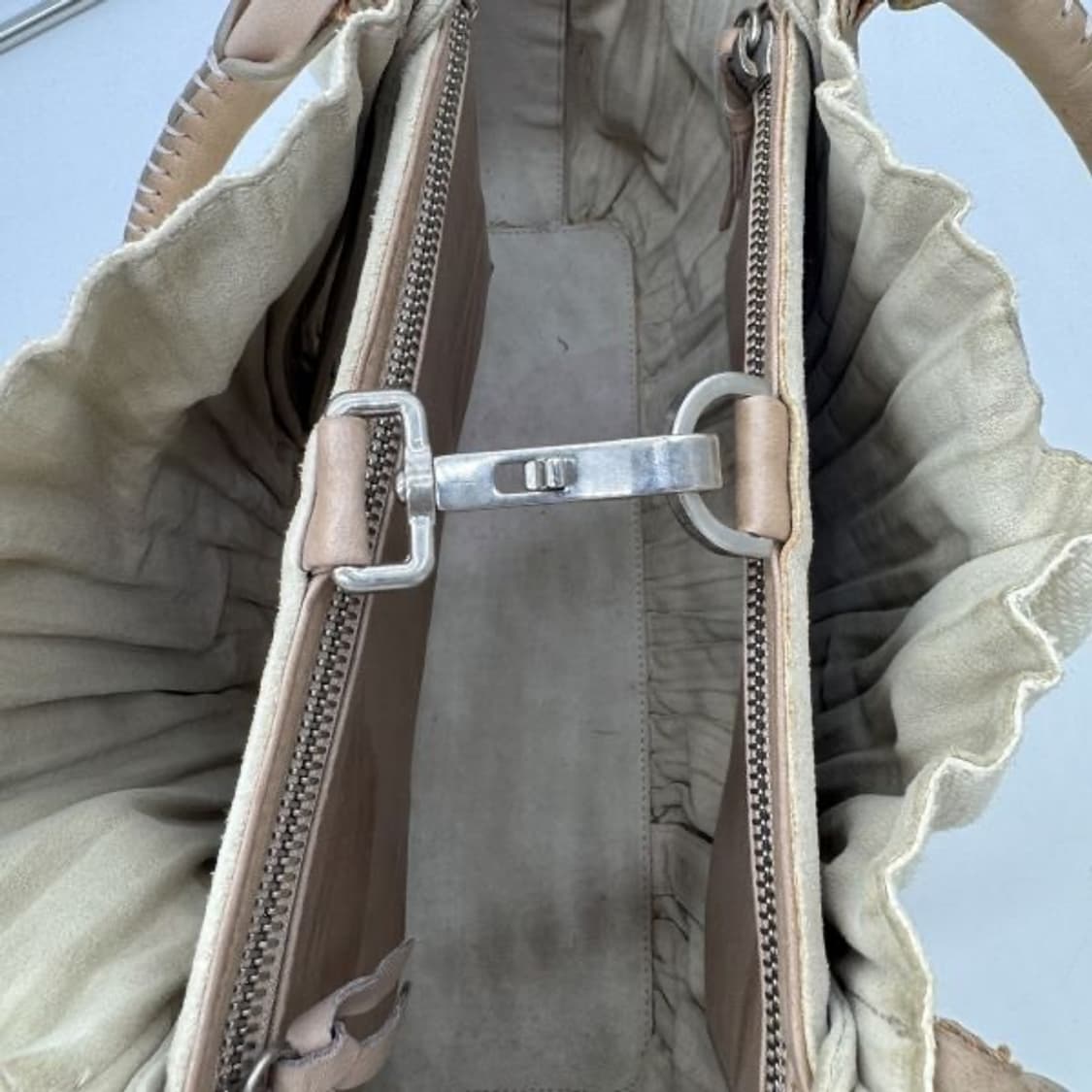 GIORGIO ARMANI 베이지 숄더백 상품이미지4