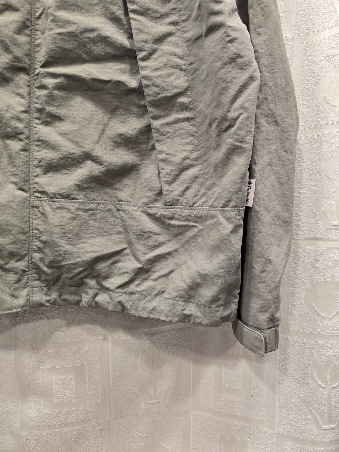 거의새거) 컬럼비아 후드 바람막이 올리브 55~66 상품이미지4