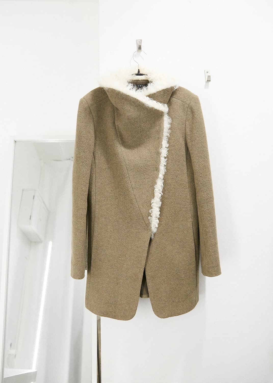 Fur Trimming Short Coat 상품이미지1