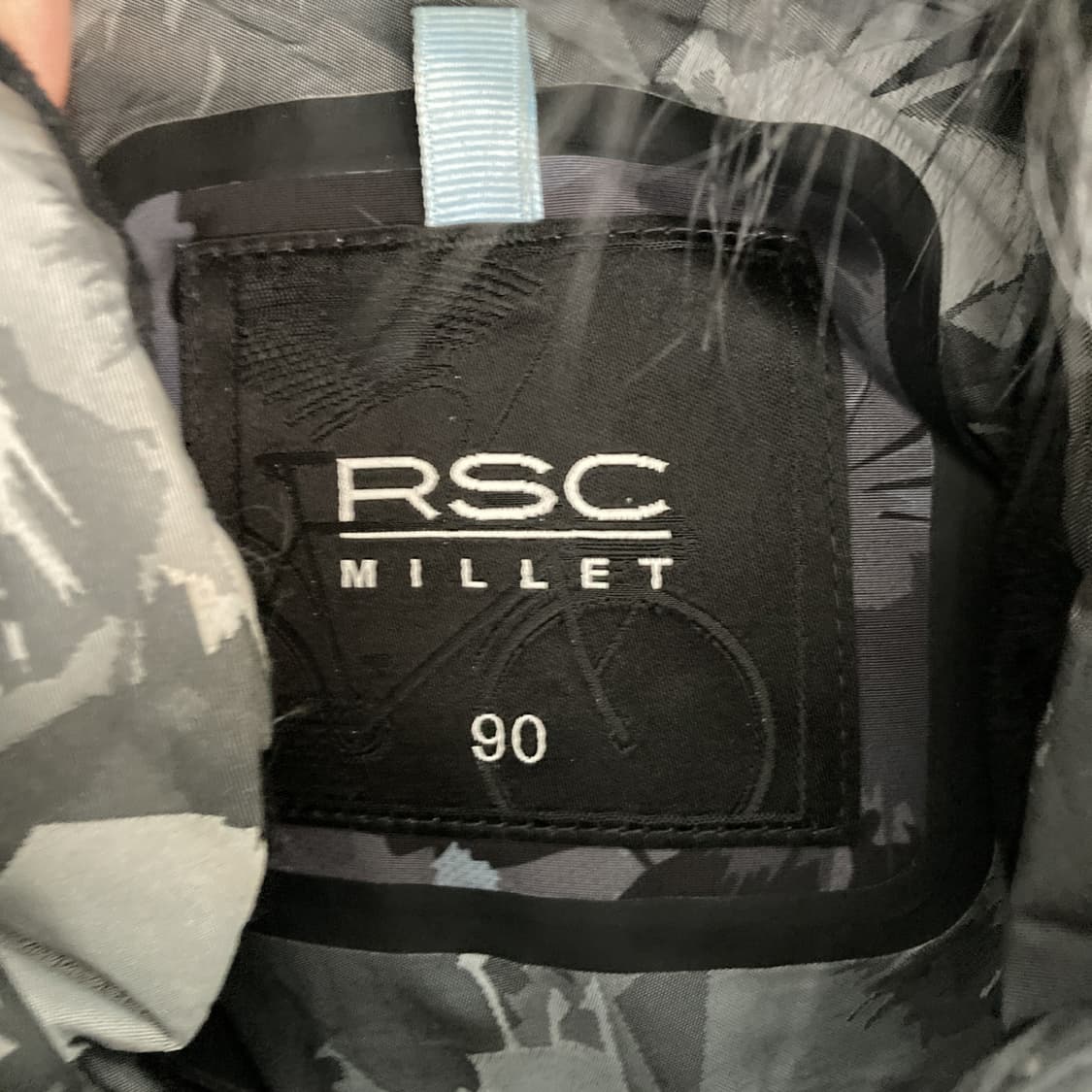 밀레 여성덕다운패딩자켓 그레이패턴 90 상품이미지4