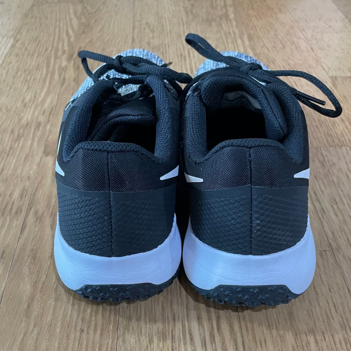 나이키 런닝화 270 상품이미지4