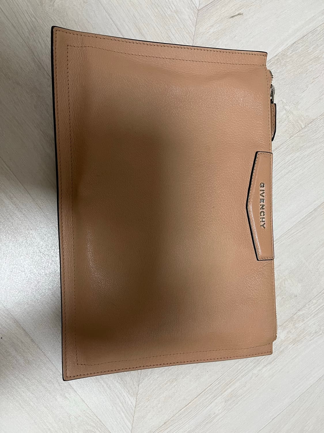 지방시 안티고나  클러치백 핑크베이지 상품이미지2