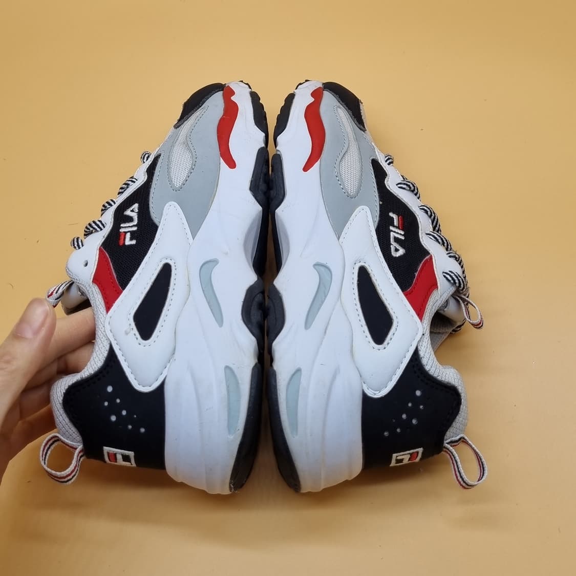 휠라 레이트레이서 여성운동화230  상품이미지5