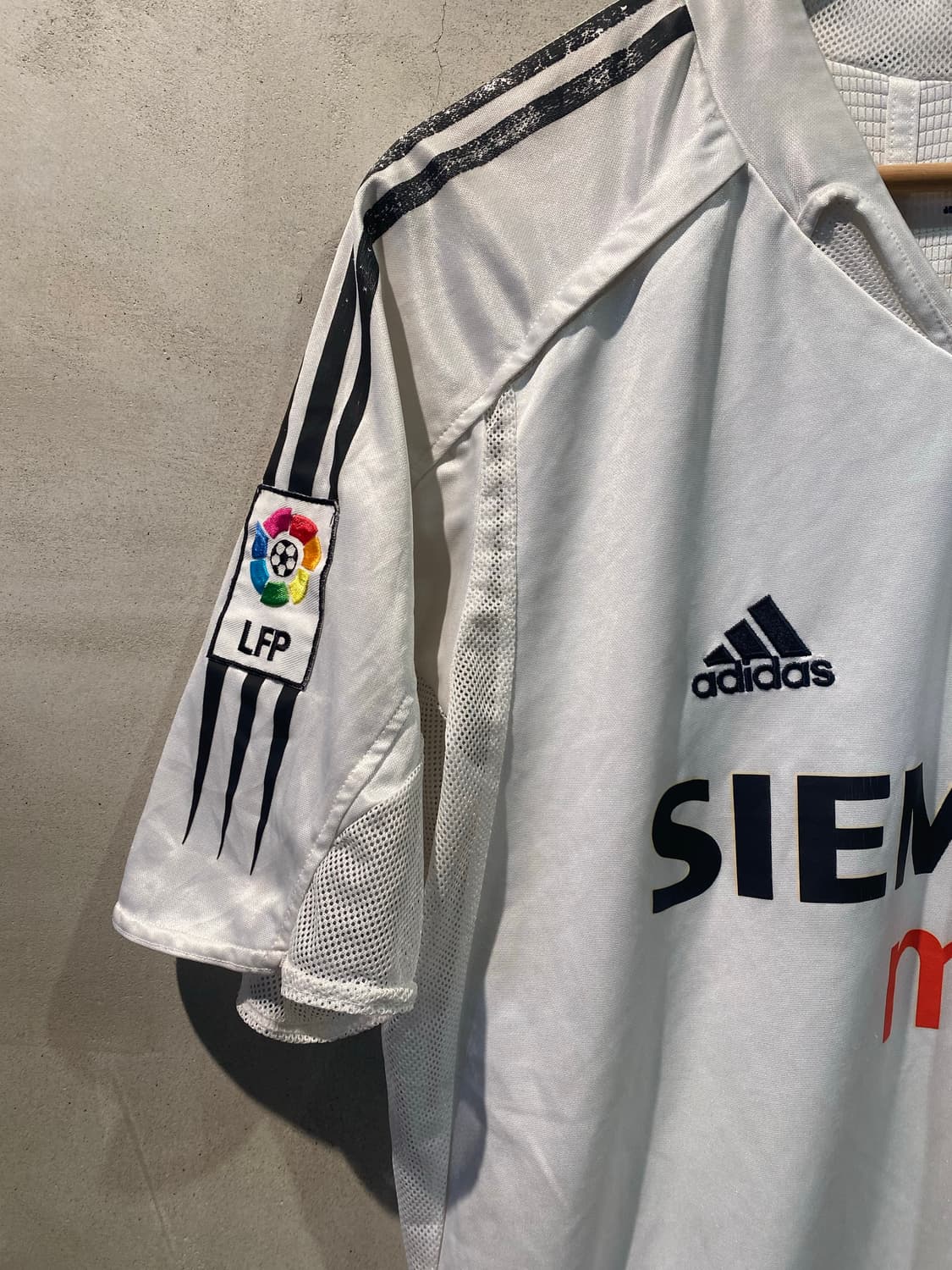 04-05 레알마드리드 호나우두 홈 유니폼 (어센틱) 상품이미지4