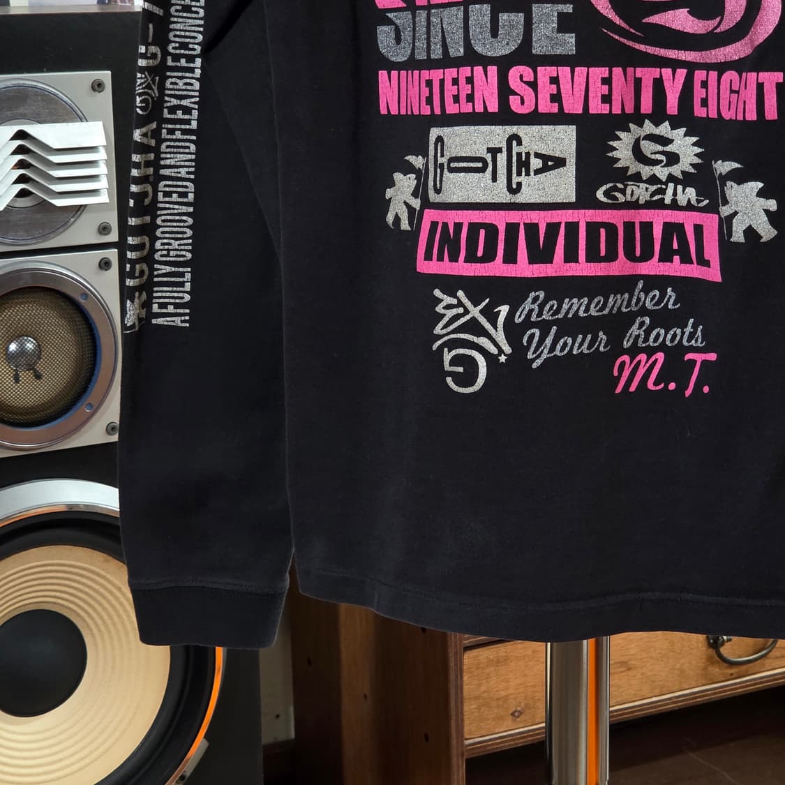 JPN 갓챠 레터링 슬림핏 롱슬리브 상품이미지3