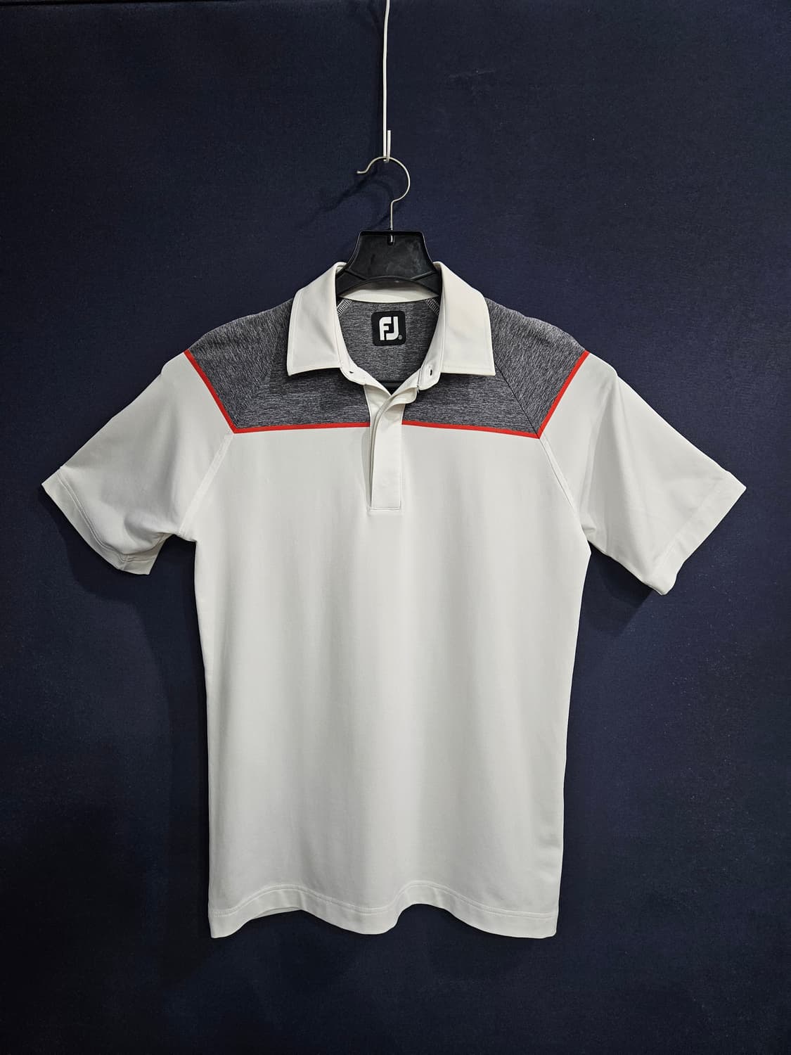 풋조이 화이트 남성 슬림핏 90~95 골프 카라반팔티  상품이미지1