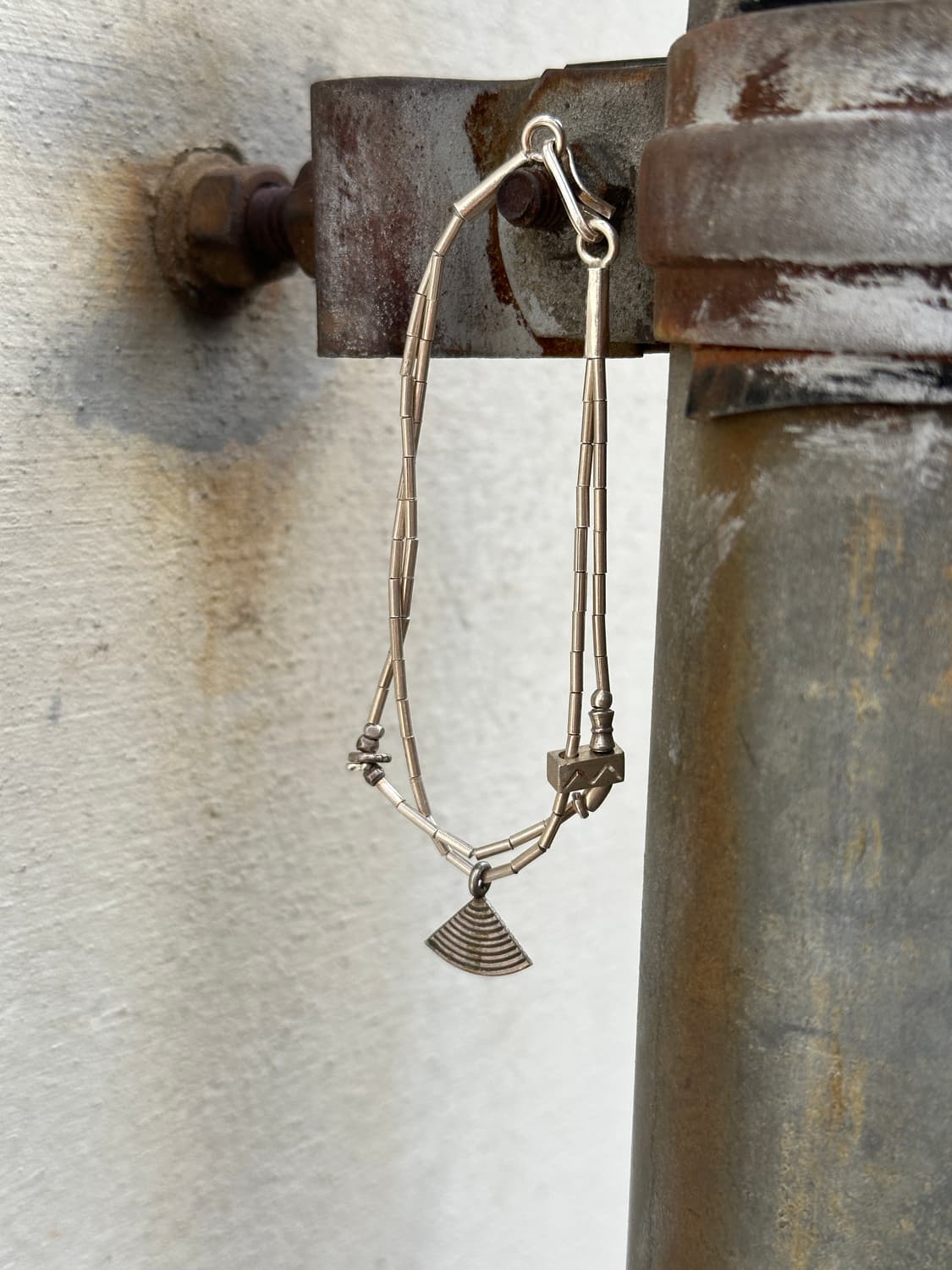 Tube Bead Double Strand Fan Charm Karen  상품이미지1