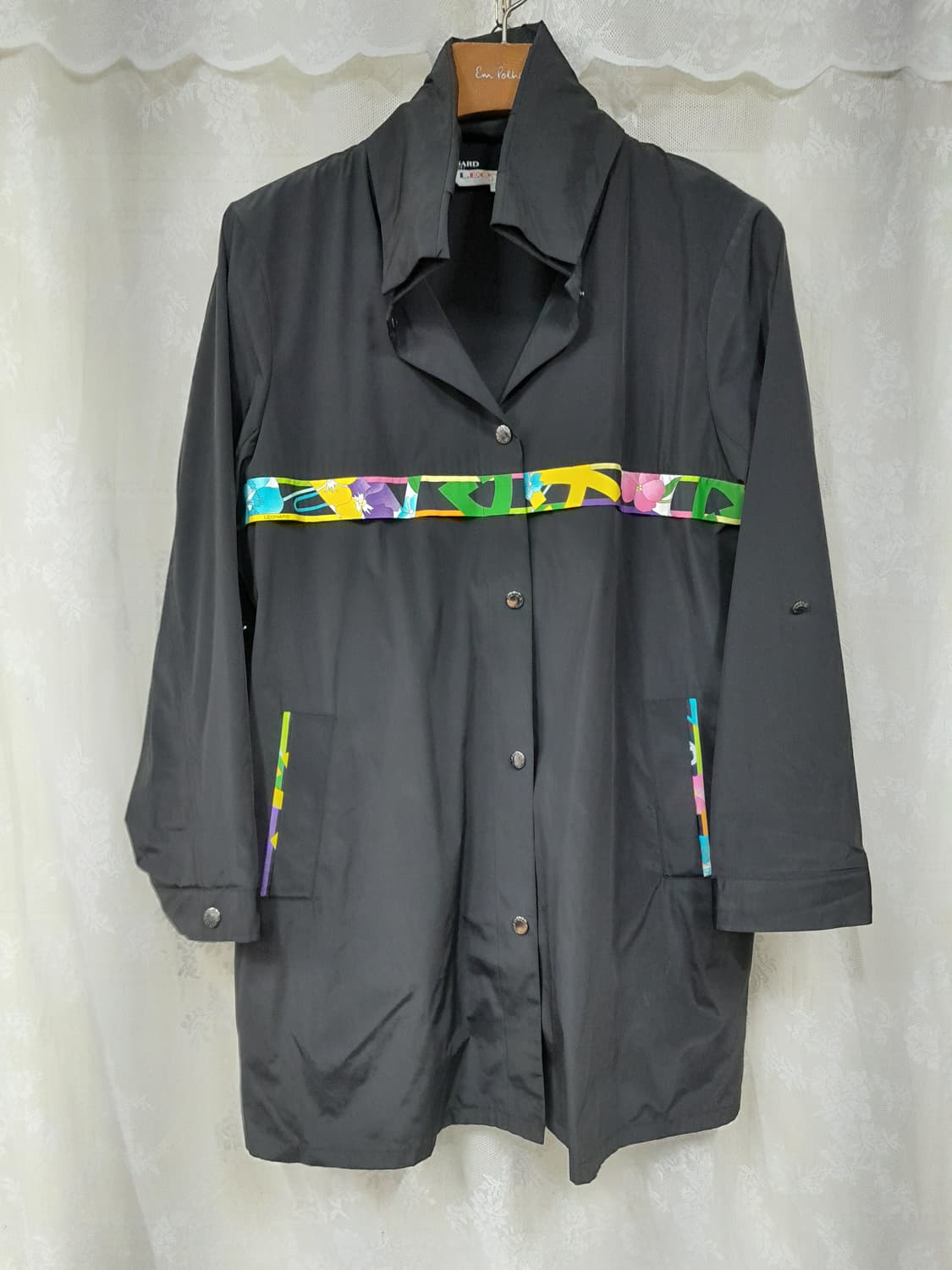 레오날드 바람막이 점퍼  상품이미지2