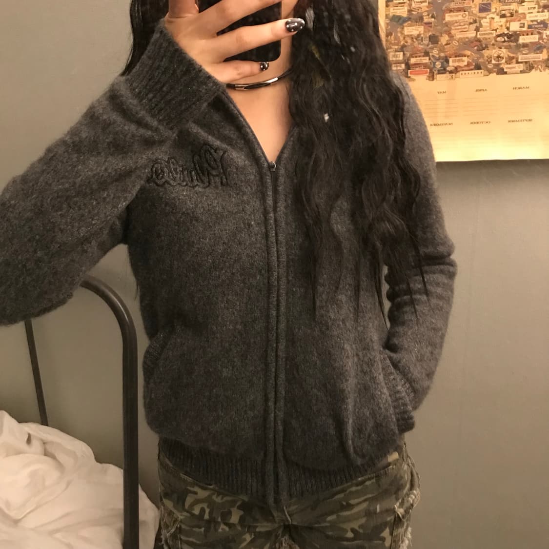 Disney 디즈니 플루토 차콜 니트 집업 상품이미지2