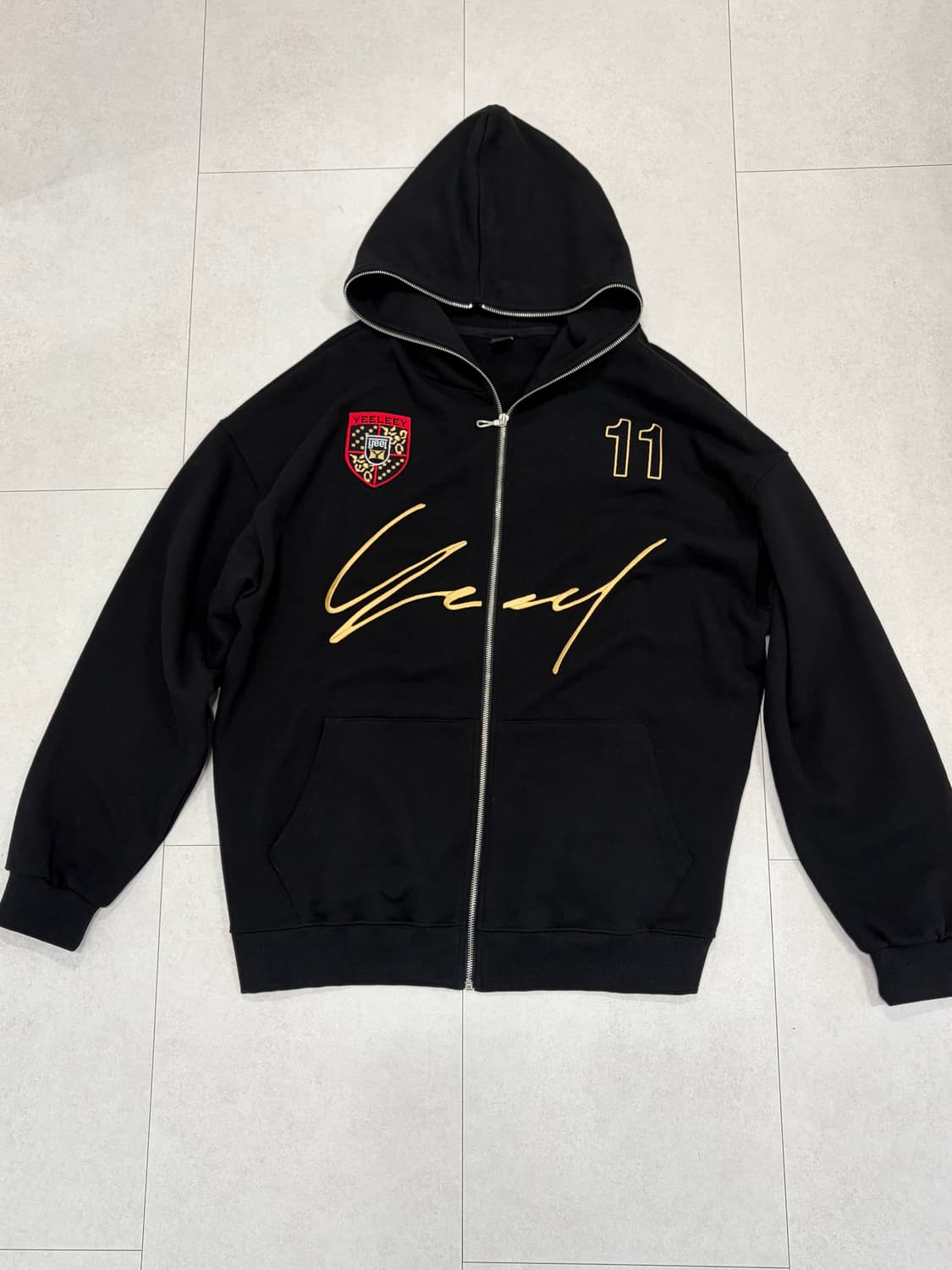 와이이이엘 SIGNATURE OVERSIZED ZIP-UP BLACK 상품이미지2