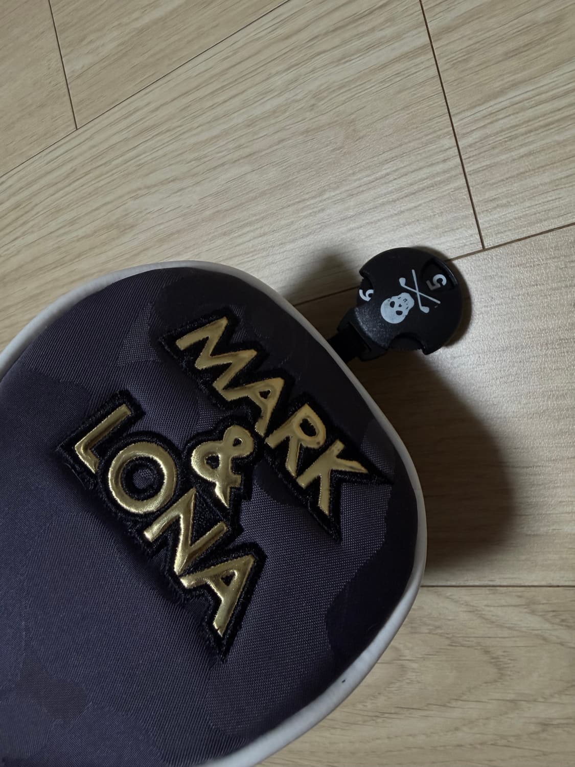 마크앤로나 카모 우드 커버 상품이미지1