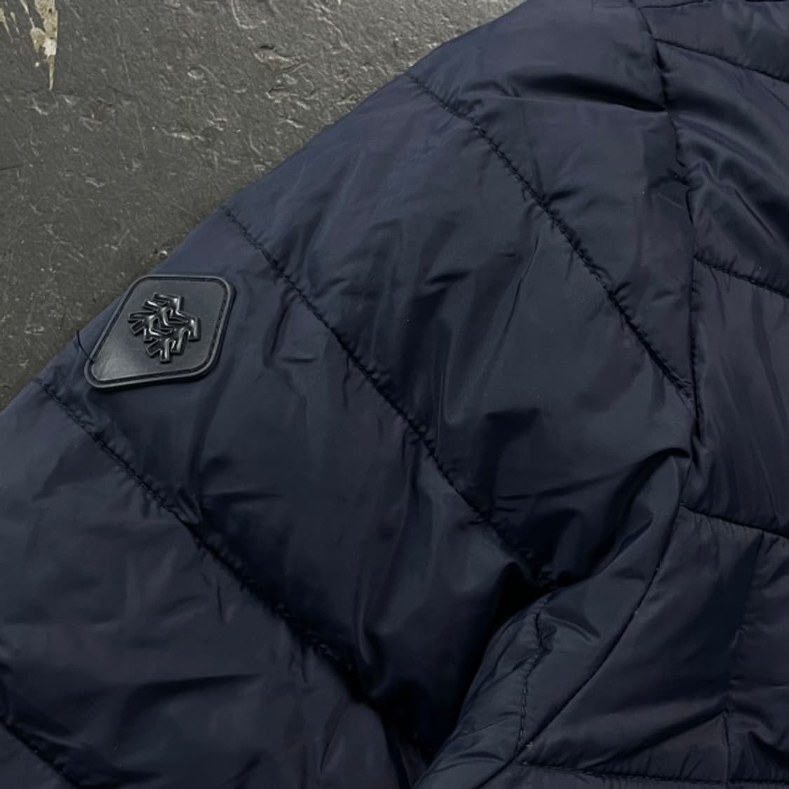 100 코오롱스포츠 경량패딩 상품이미지4