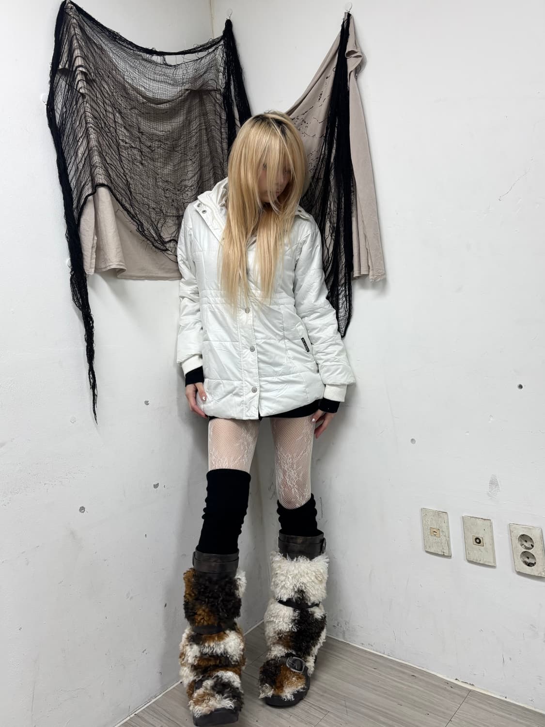 [Playboy]Back Logo Print White Padding 상품이미지2