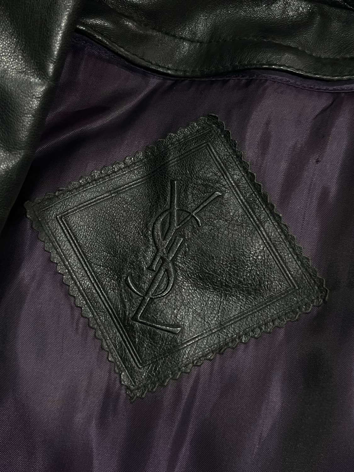 입생로랑 가죽 봄버 상품이미지6