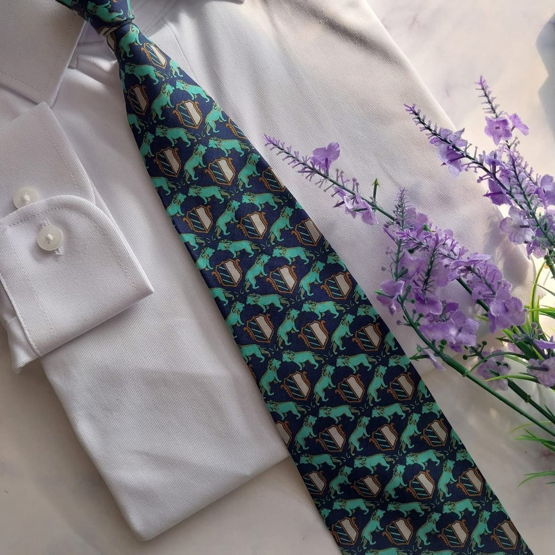 리카르도 실크 사자 문장 패턴 넥타이 9.6cm A+등급 K1282
 상품이미지8