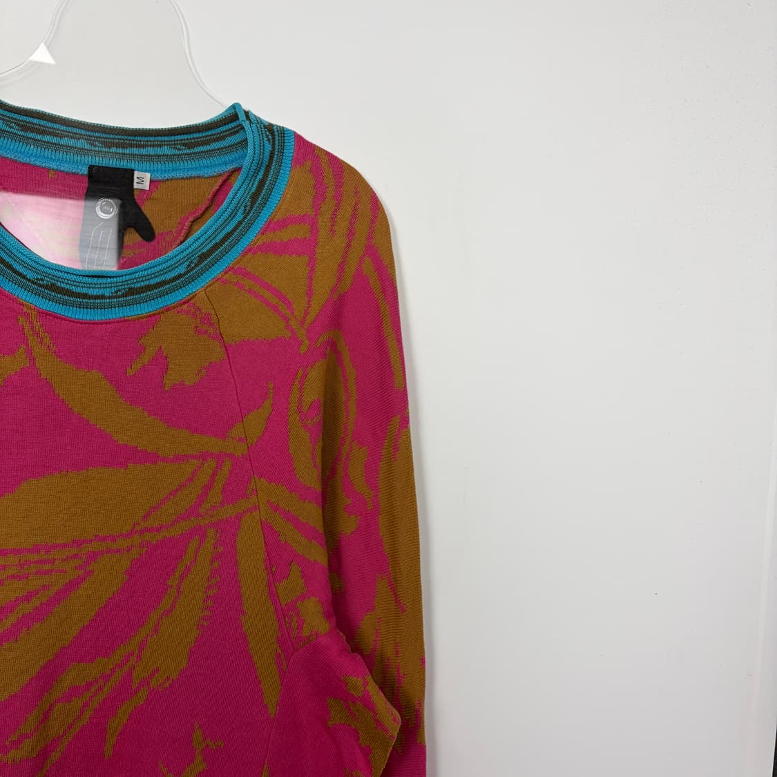 버나드윌헴 패턴 니트 티셔츠 상품이미지4