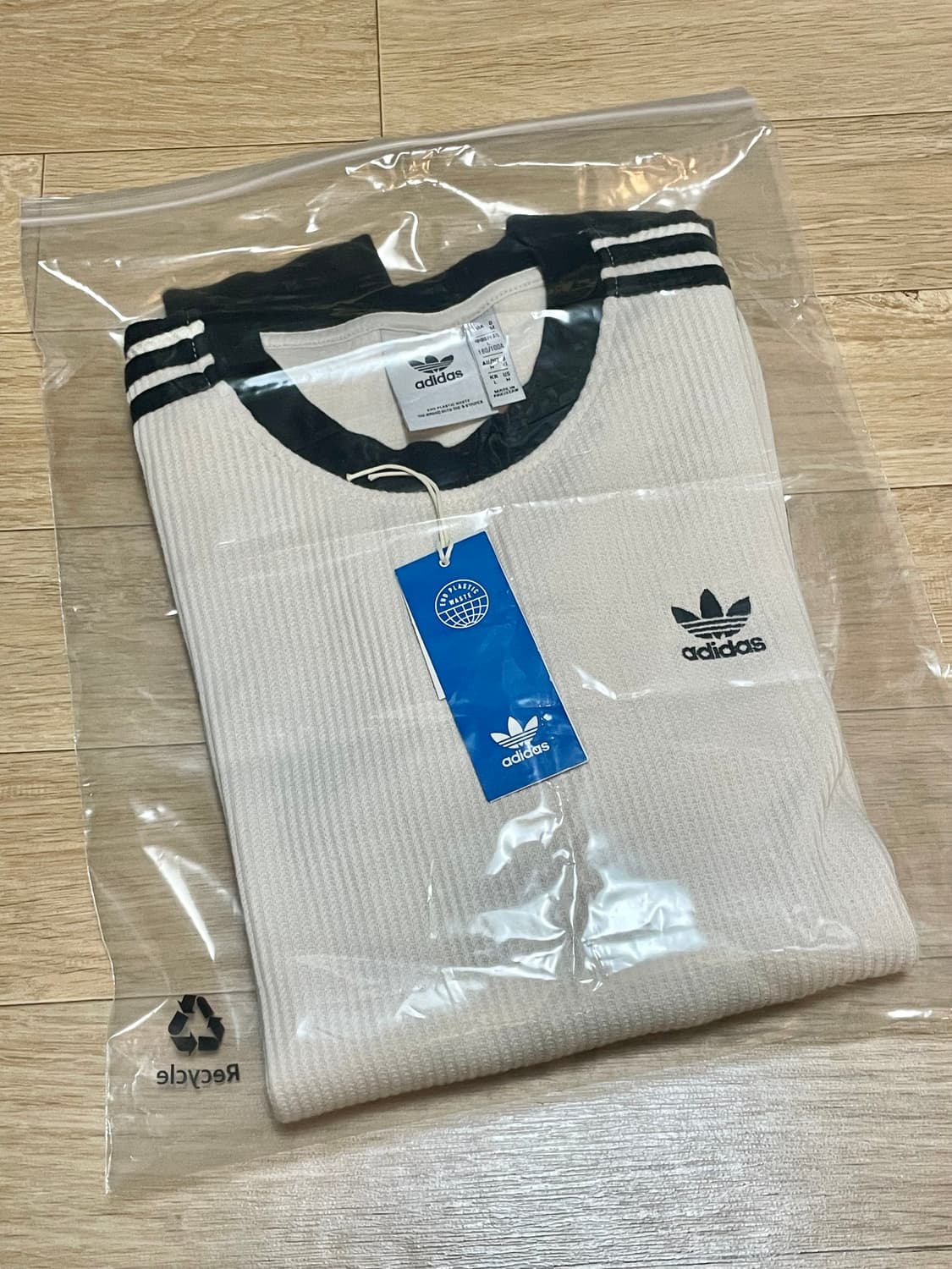 아디다스 아디컬러 클래식 와플 크루넥 L 상품이미지1