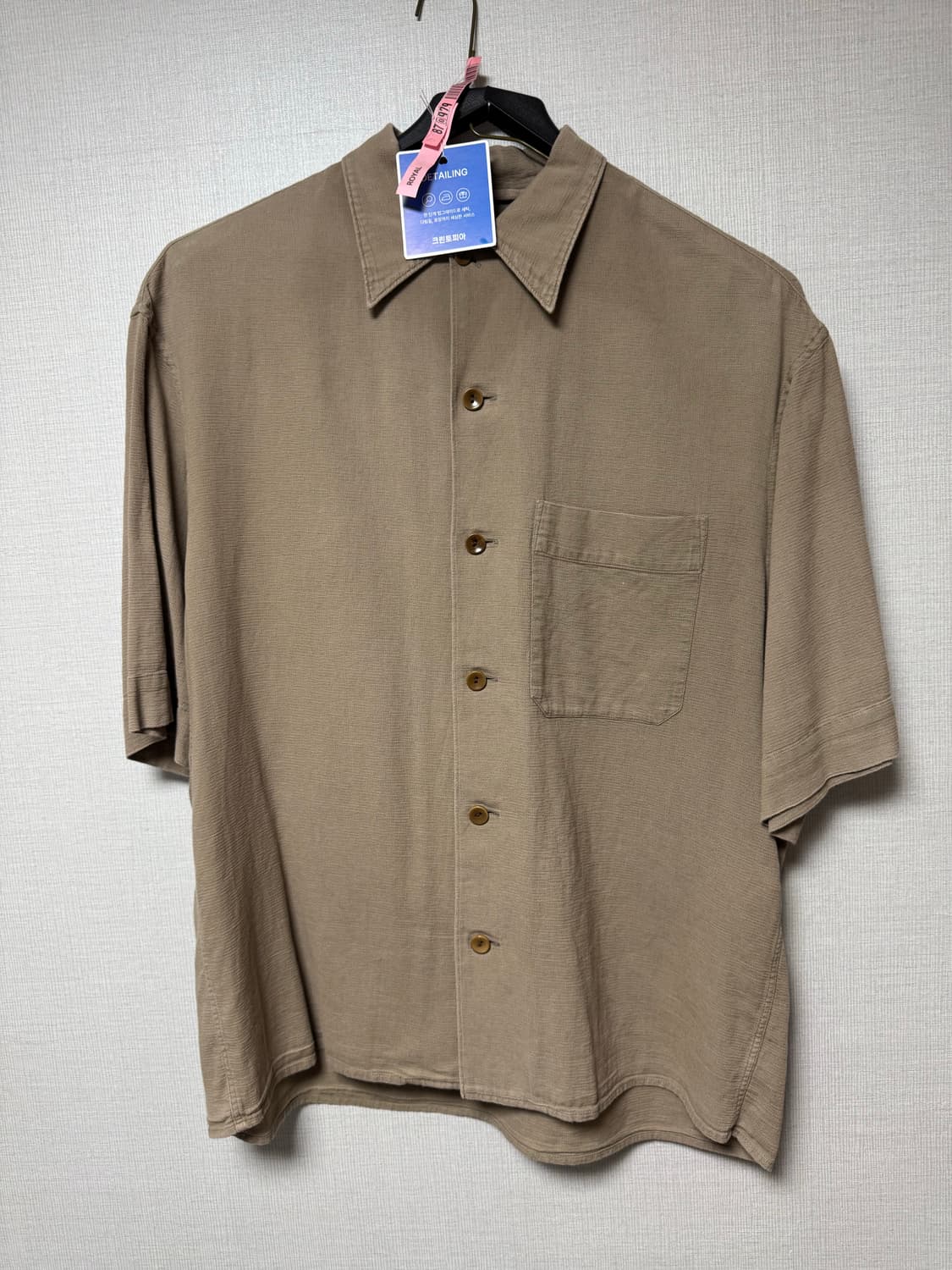 르메르 반팔 셔츠 타우페 48사이즈 판매합니다 상품이미지4