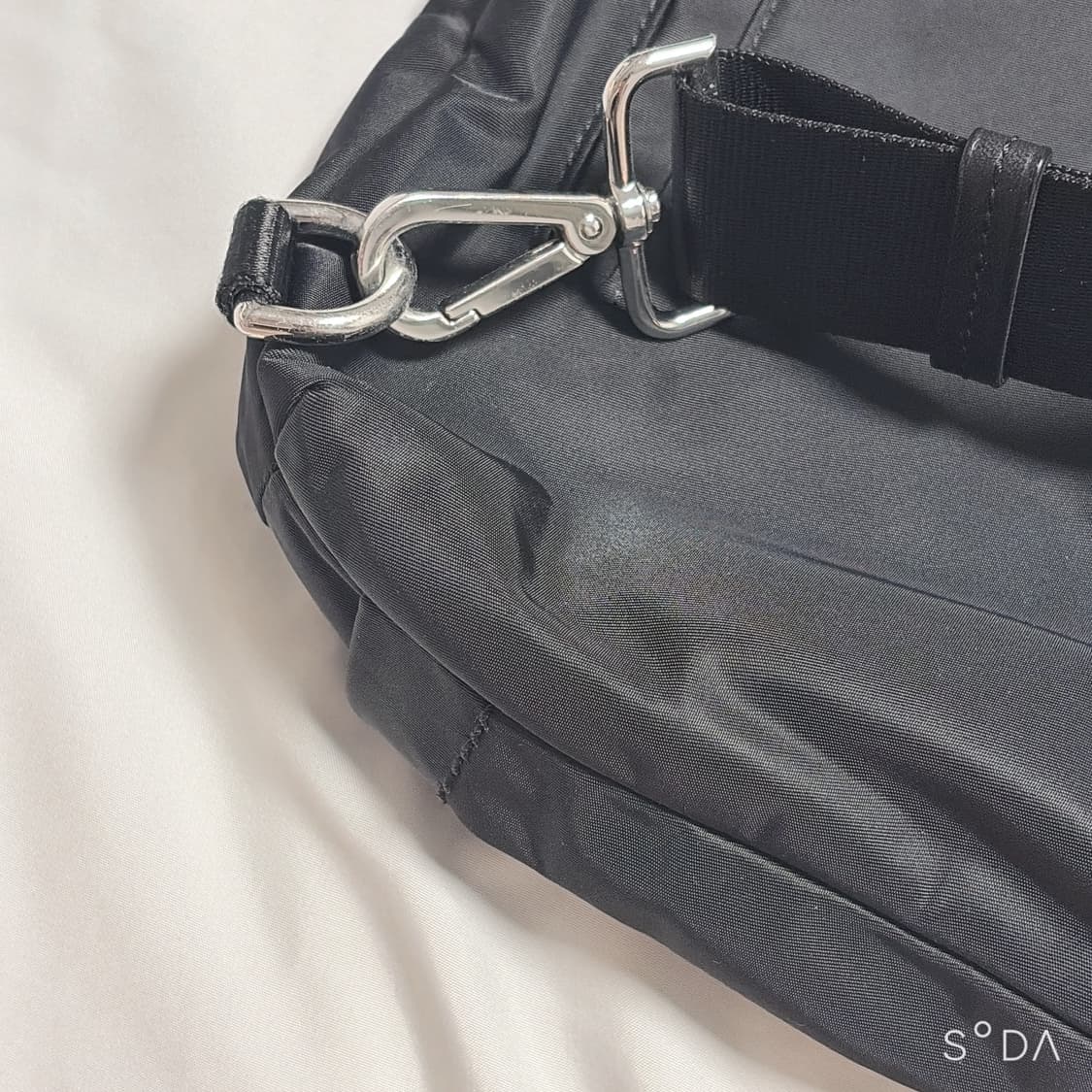 TUMI 투미 블랙 나일론 슬링백 상품이미지5