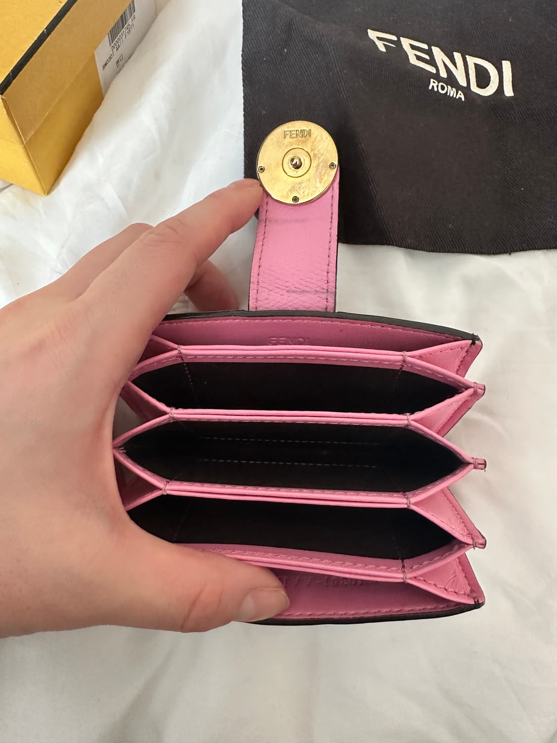 펜디 아코디언 카드지갑 핑크 상품이미지5