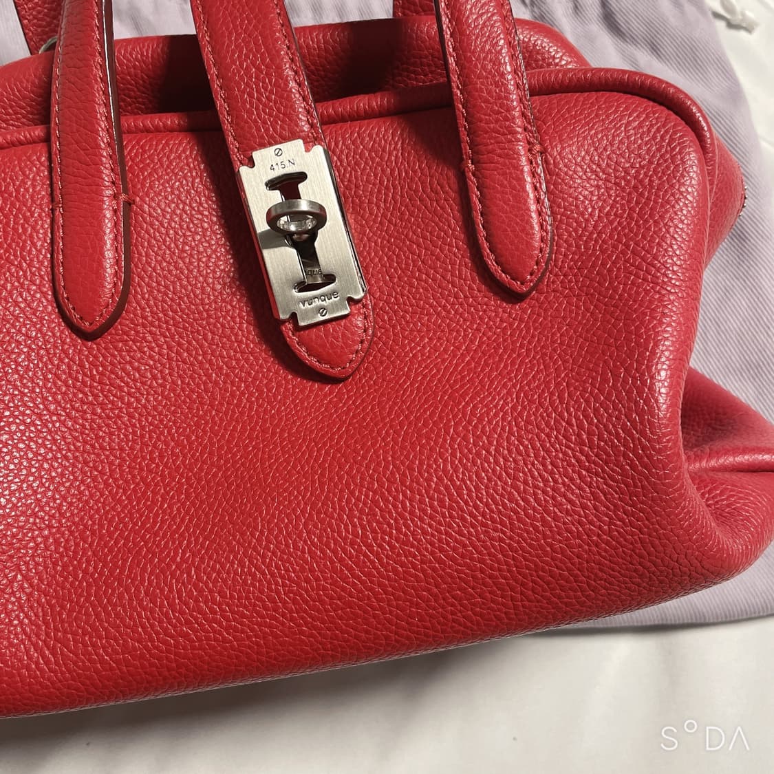 분크 토크 토트백 레드 상품이미지2