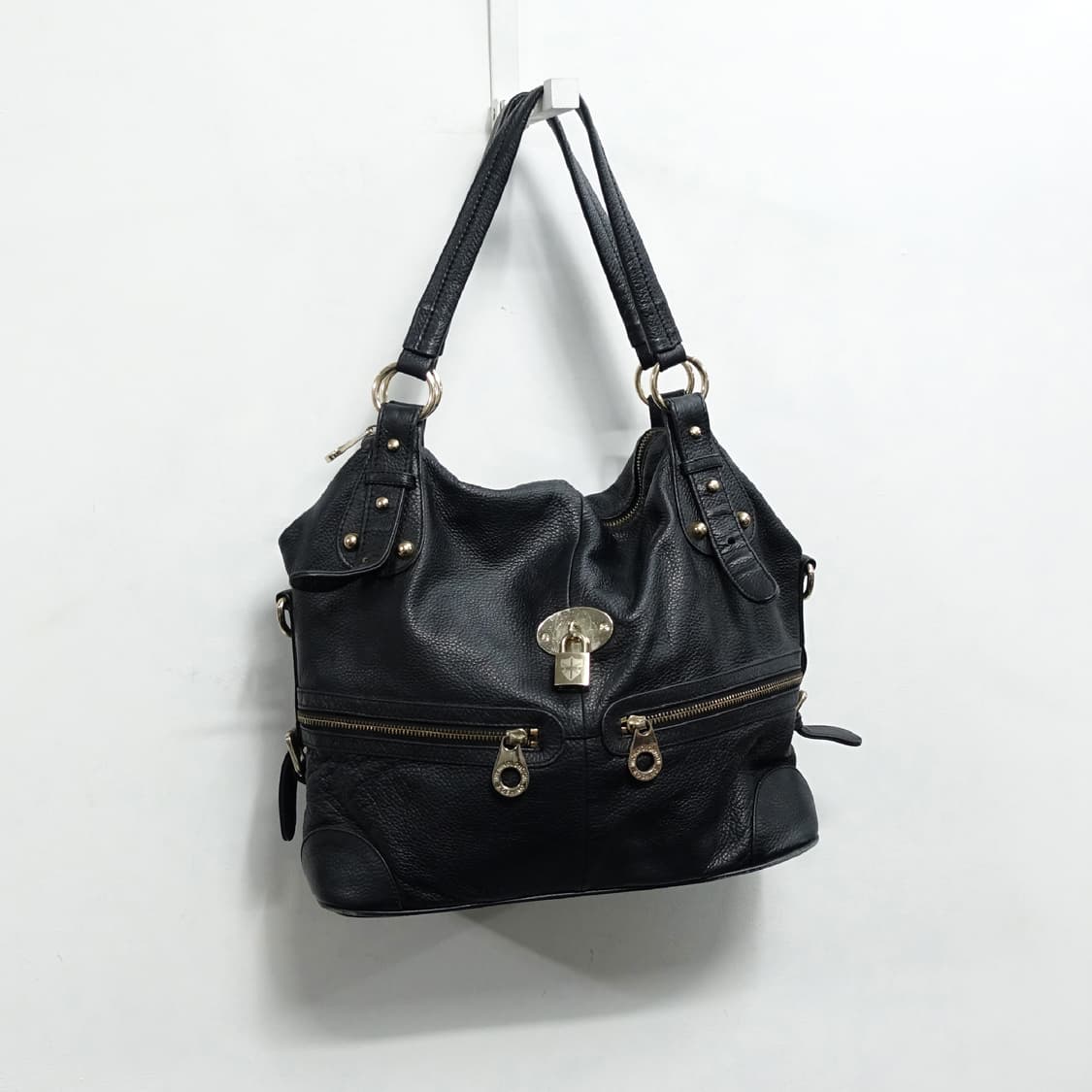 MICHIKO LONDON 미치코런던 코시노 자물쇠 소가죽 레더 숄더백 상품이미지3