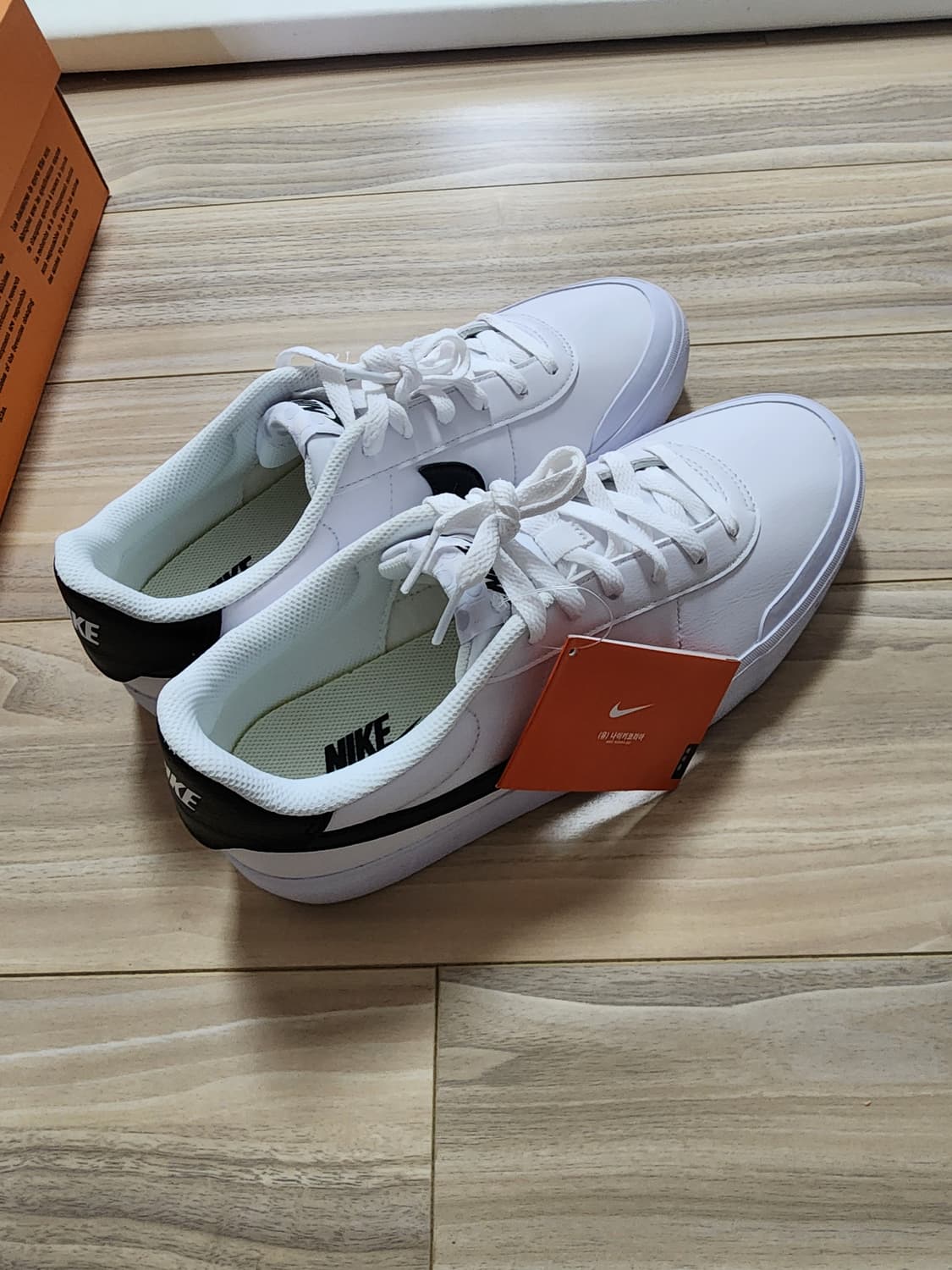 나이키코트슛운동화스니커즈270사이즈 상품이미지2