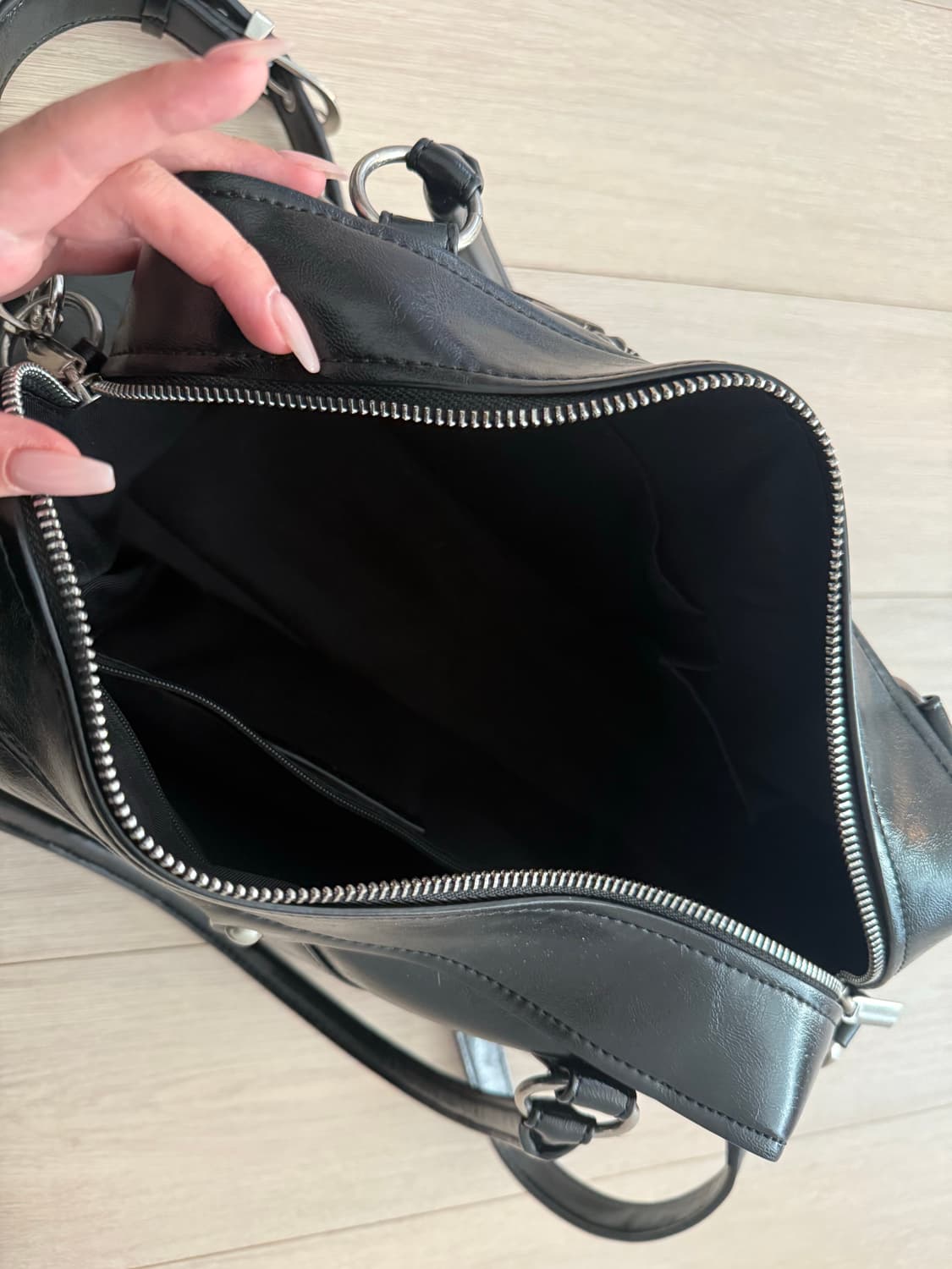 썬번프로젝트 faux leather m.o.s bag (black) 상품이미지3