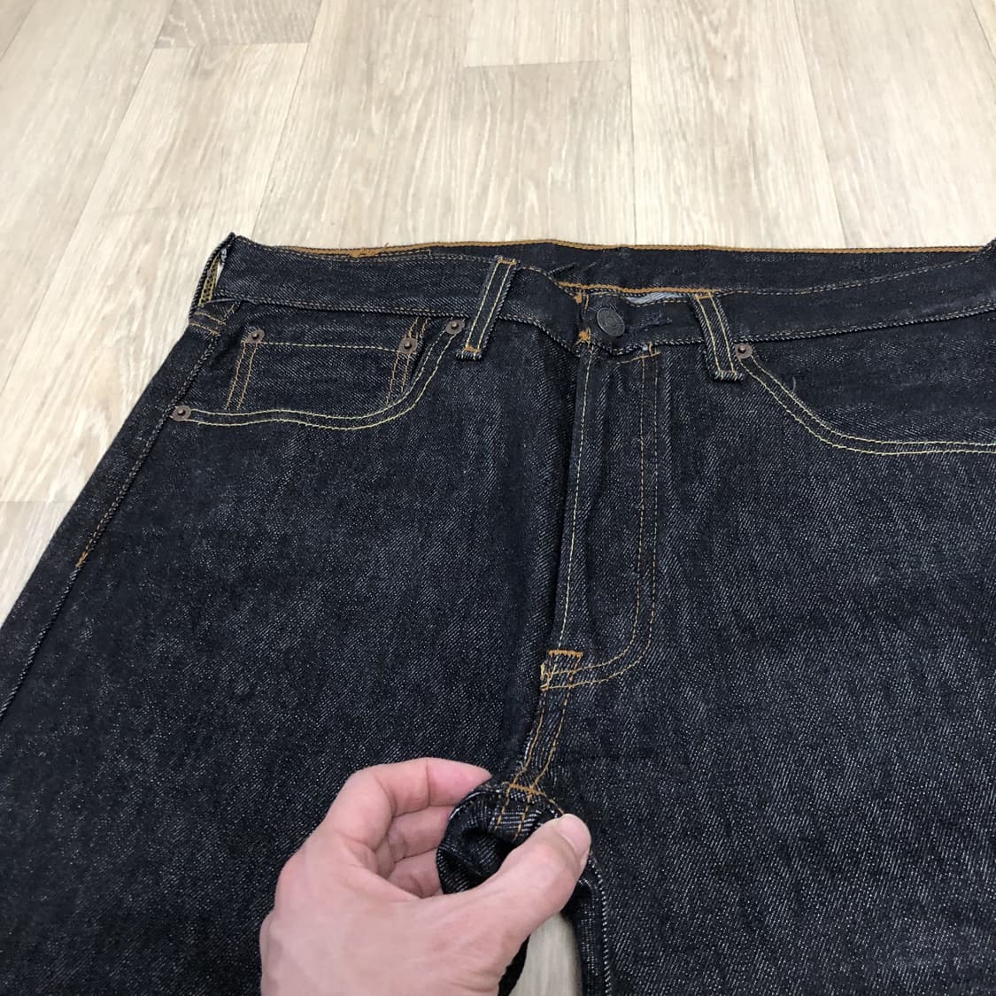 (31) 리바이스 Levi's 501 스트레이트핏 흑청 데님 상품이미지3