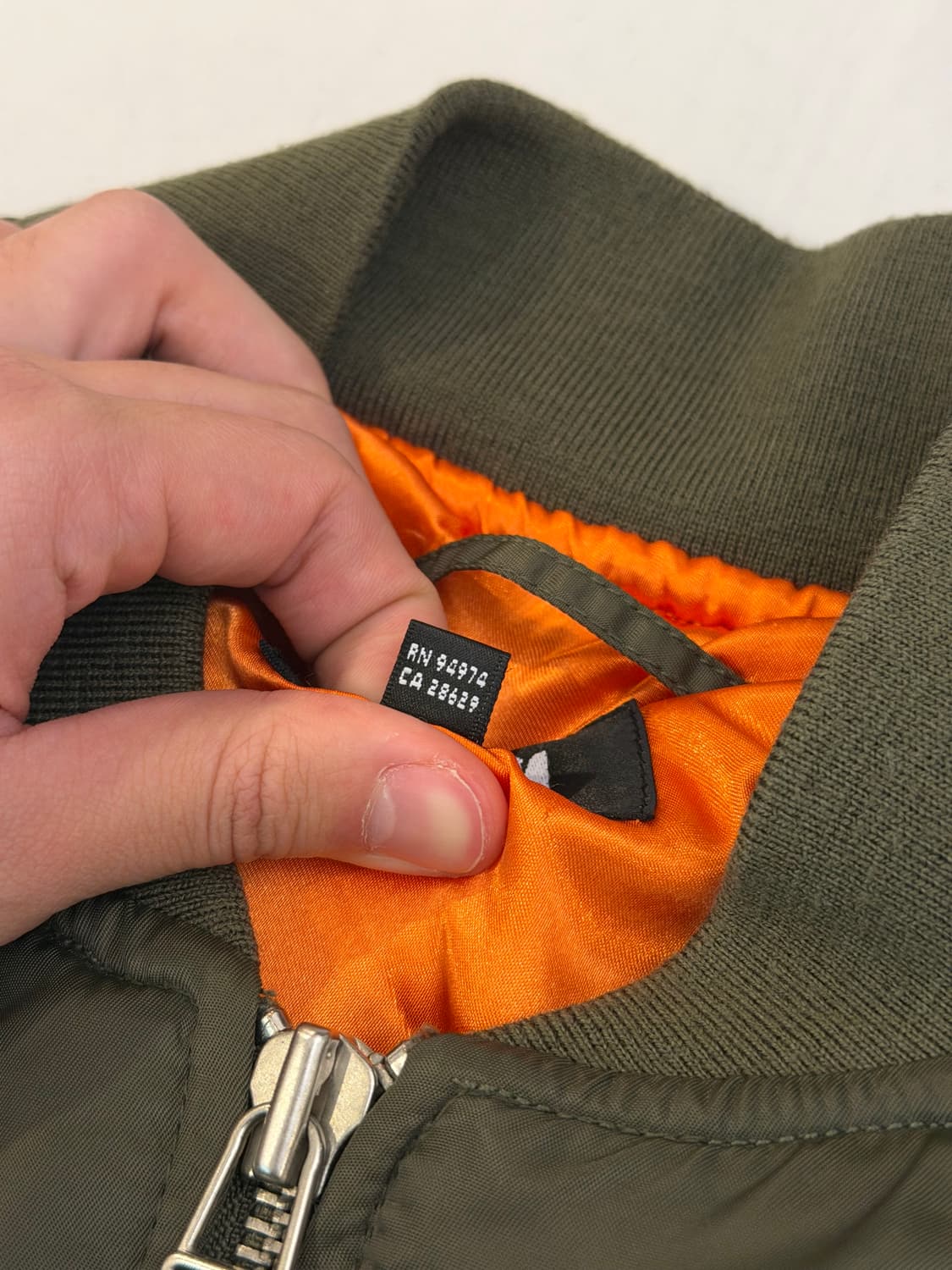 스투시 X CDG 콜라보 MA-1 항공점퍼 올리브 상품이미지8