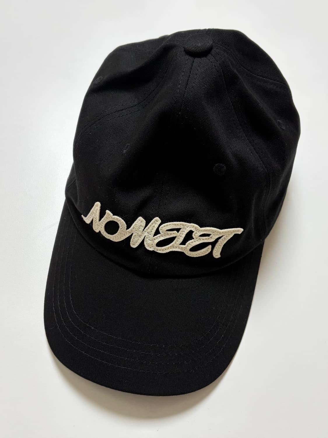 노멜렛 아플리케 로고 볼캡 블랙 상품이미지1