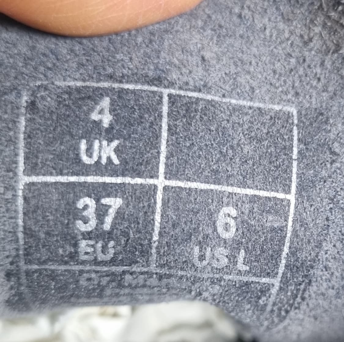 땡땡이 닥터마틴 워커 상품이미지3