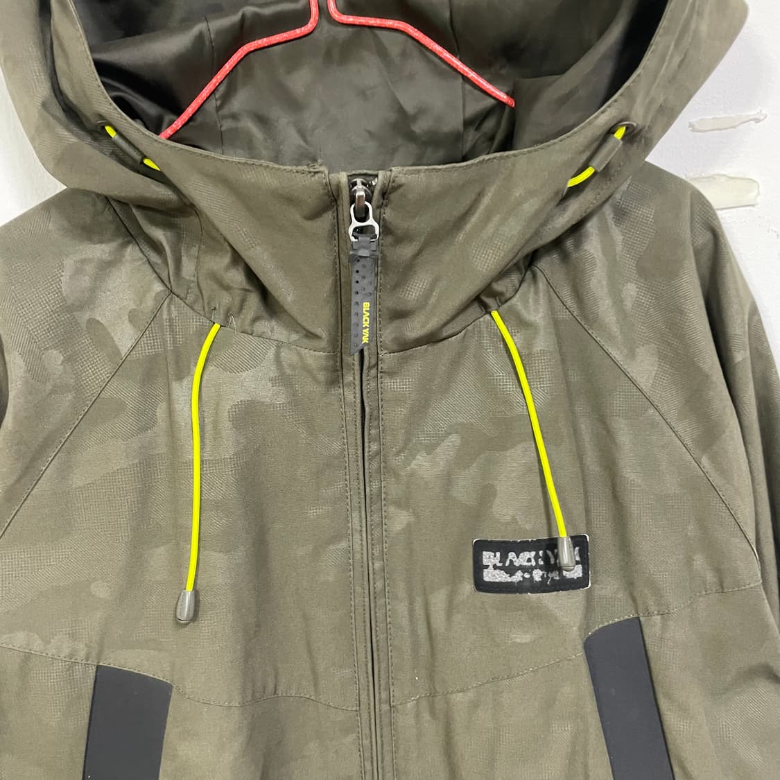 블랙야크 바람막이 자켓 카키 상품이미지3