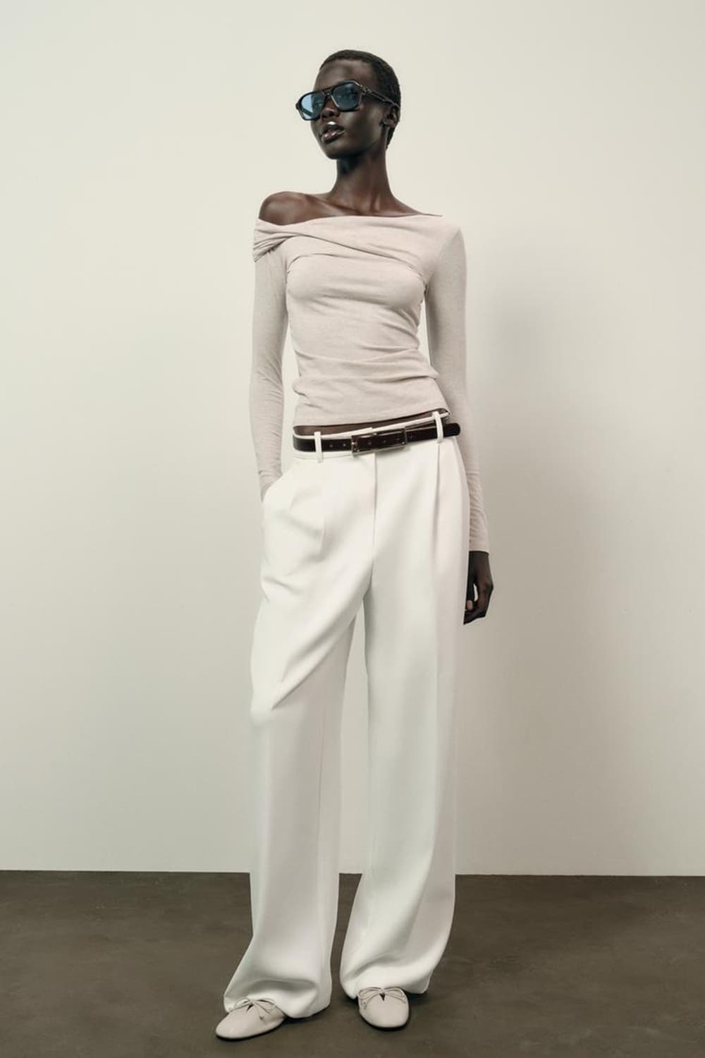 자라 비대칭 네크라인 탑 상품이미지1