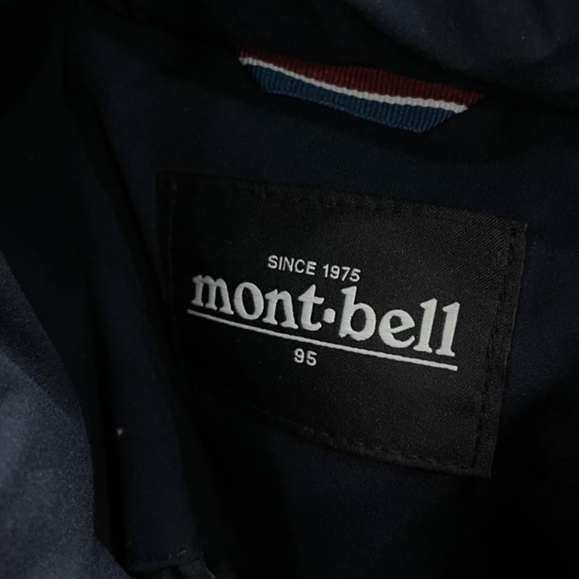 100 몽벨 경량패딩  상품이미지3