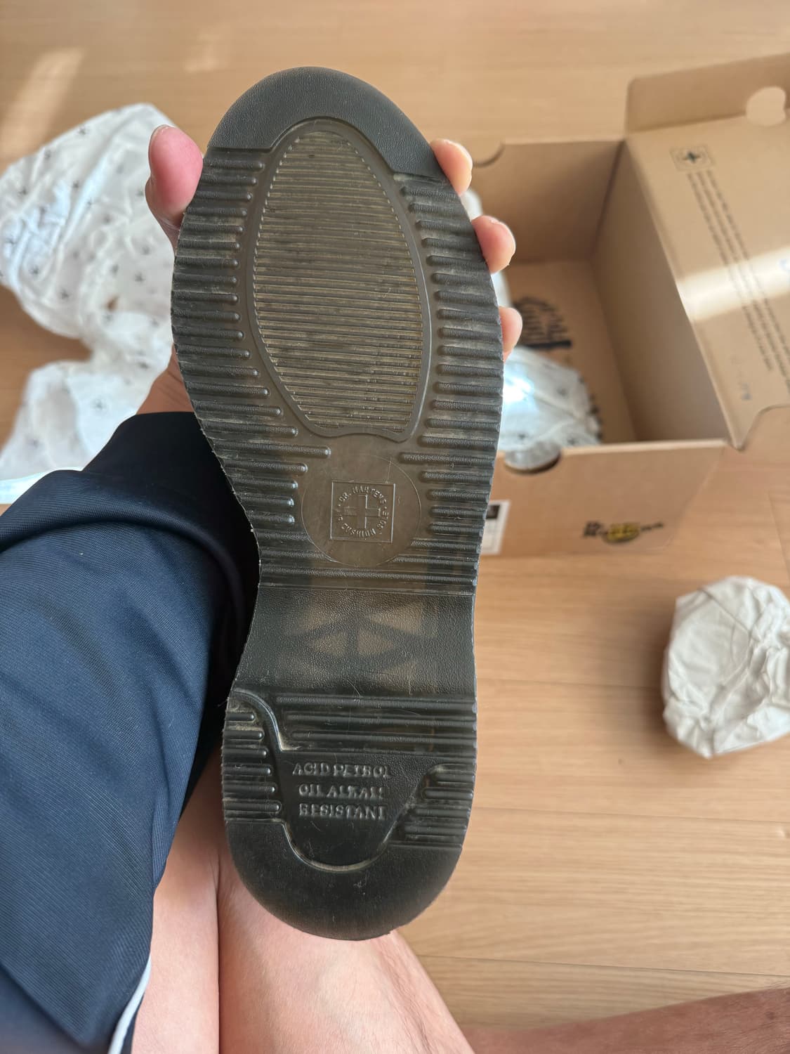 닥터마틴 플로라 첼시부츠(14649001) 270 새상품 상품이미지4