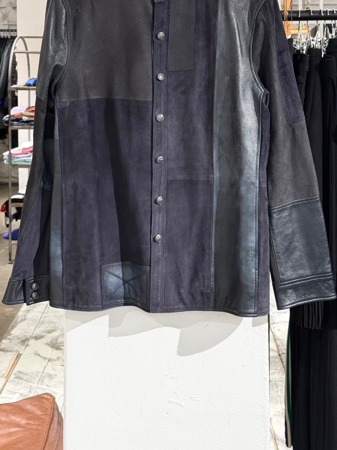 존바바토스 네이비 리얼레더 스웨이드 셔츠 자켓 상품이미지5