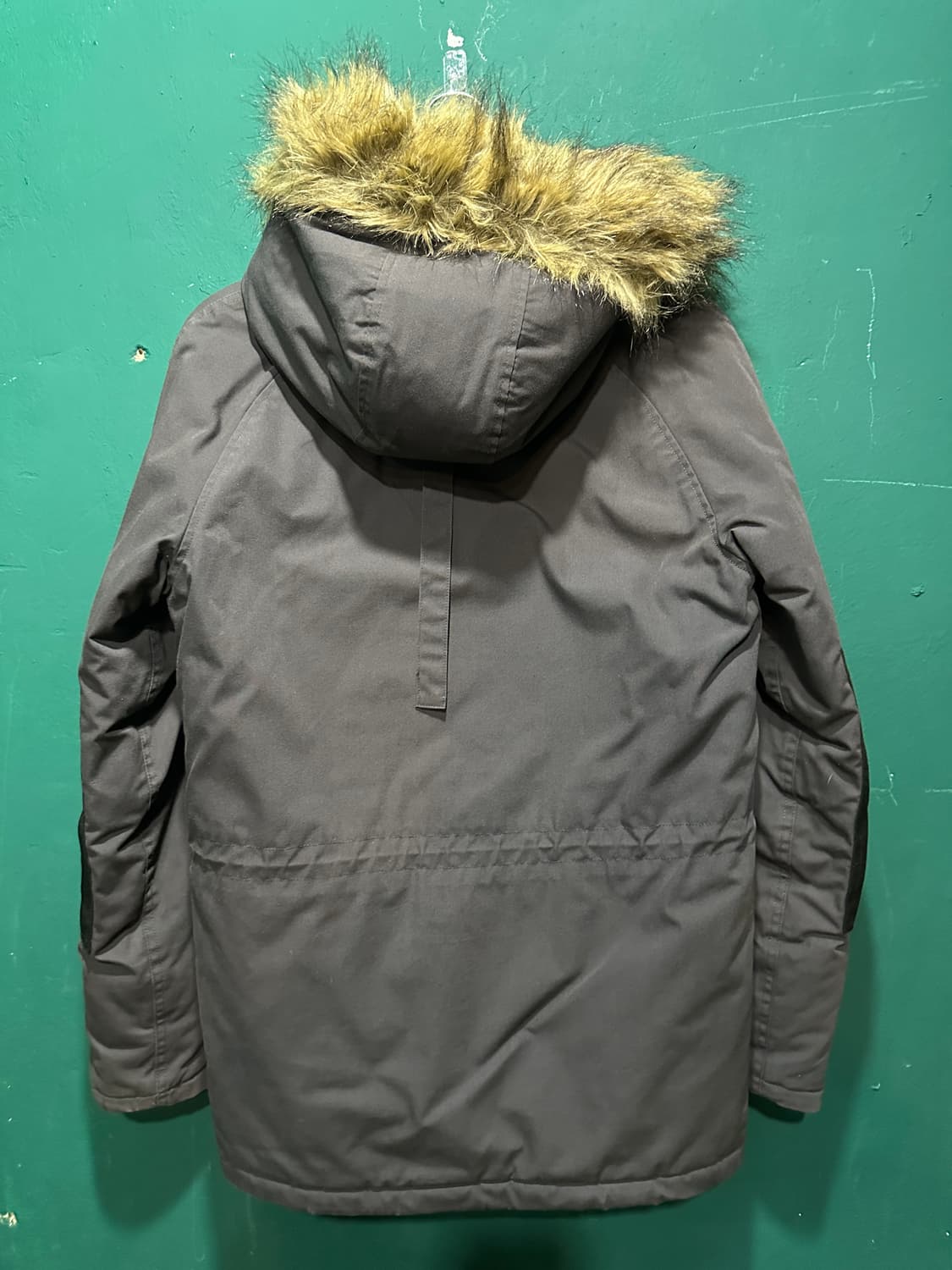 칼하트 앵커리지 패딩 xs 상품이미지2