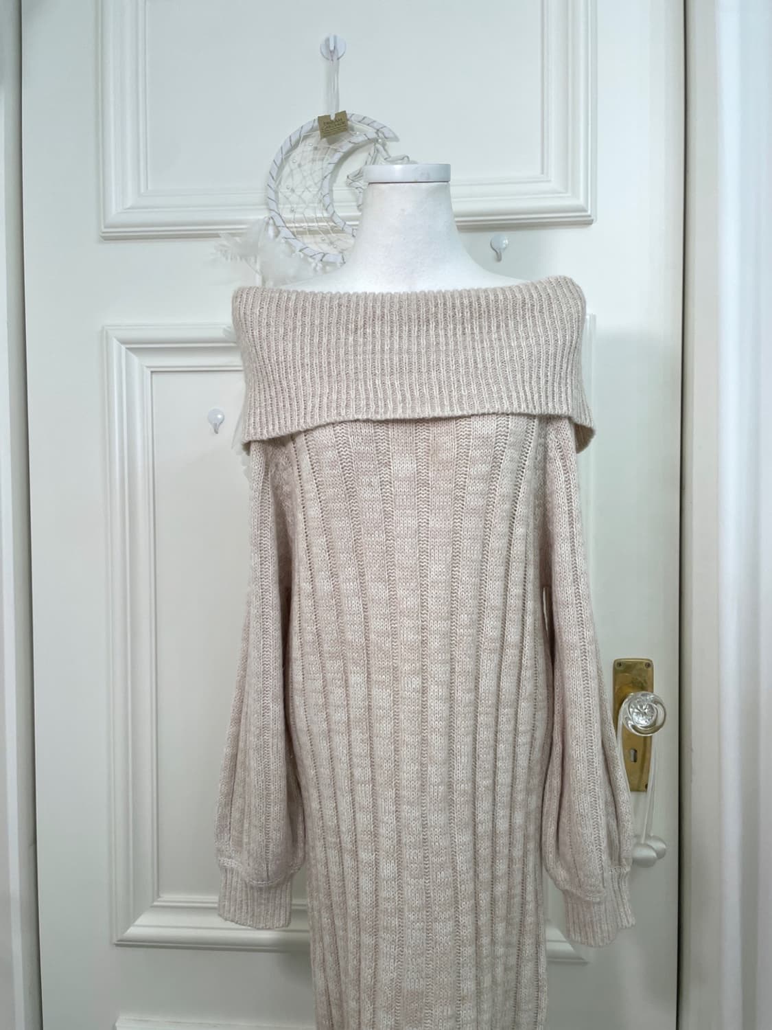 sheer pinkivory lovely off-shoulder swea 상품이미지5