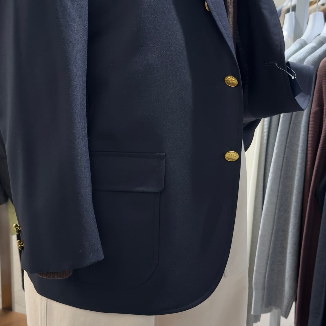 브룩스브라더스 트레디셔널 핏 아웃포켓 금장 네이비 블레이저 상품이미지5