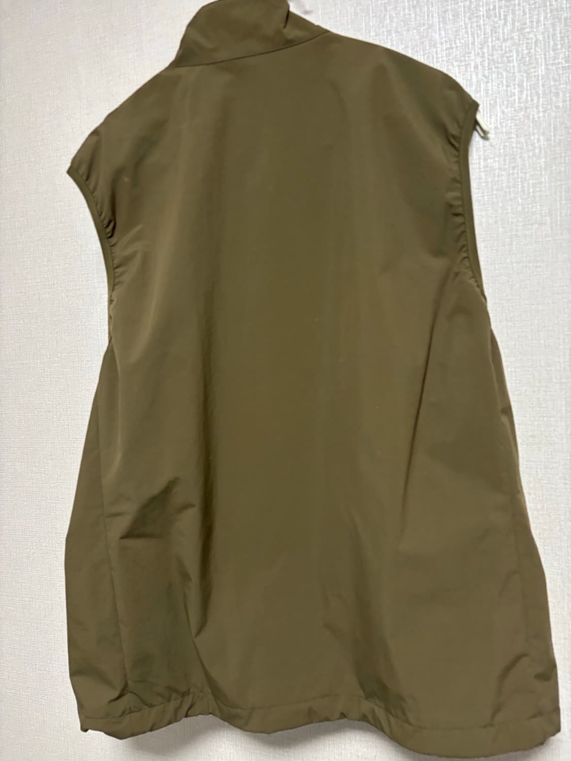 유니클로 바람막이 조끼 베스트 L 상품이미지2