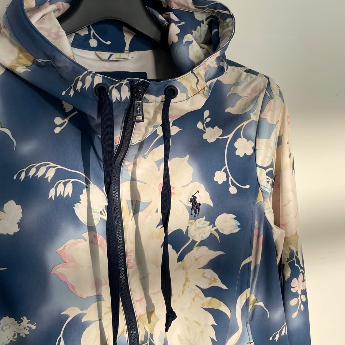 폴로 랄프로렌 골프 플라워 후드 바람막이 상품이미지4