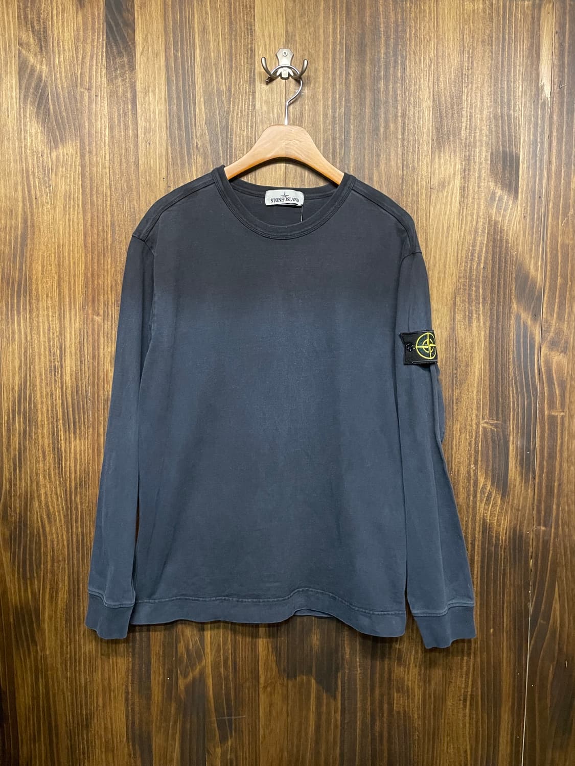 Stone Island Wappen Sweatshirt 상품이미지2